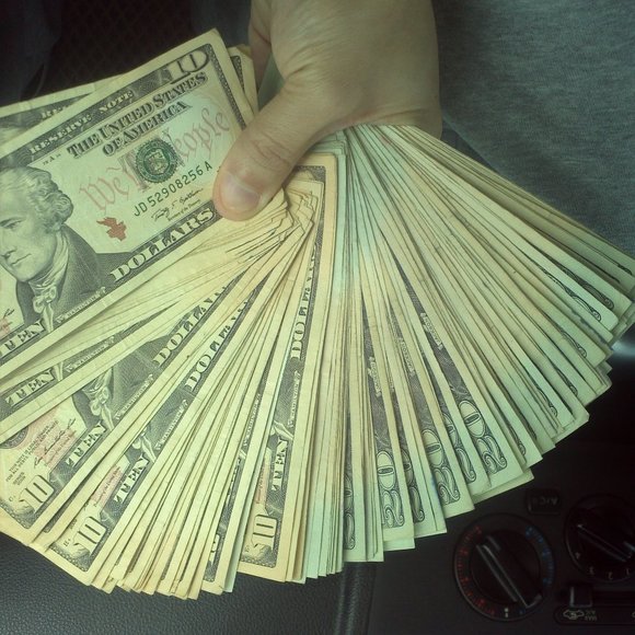 Meet your Posher, Mike - Picture 1 of 2